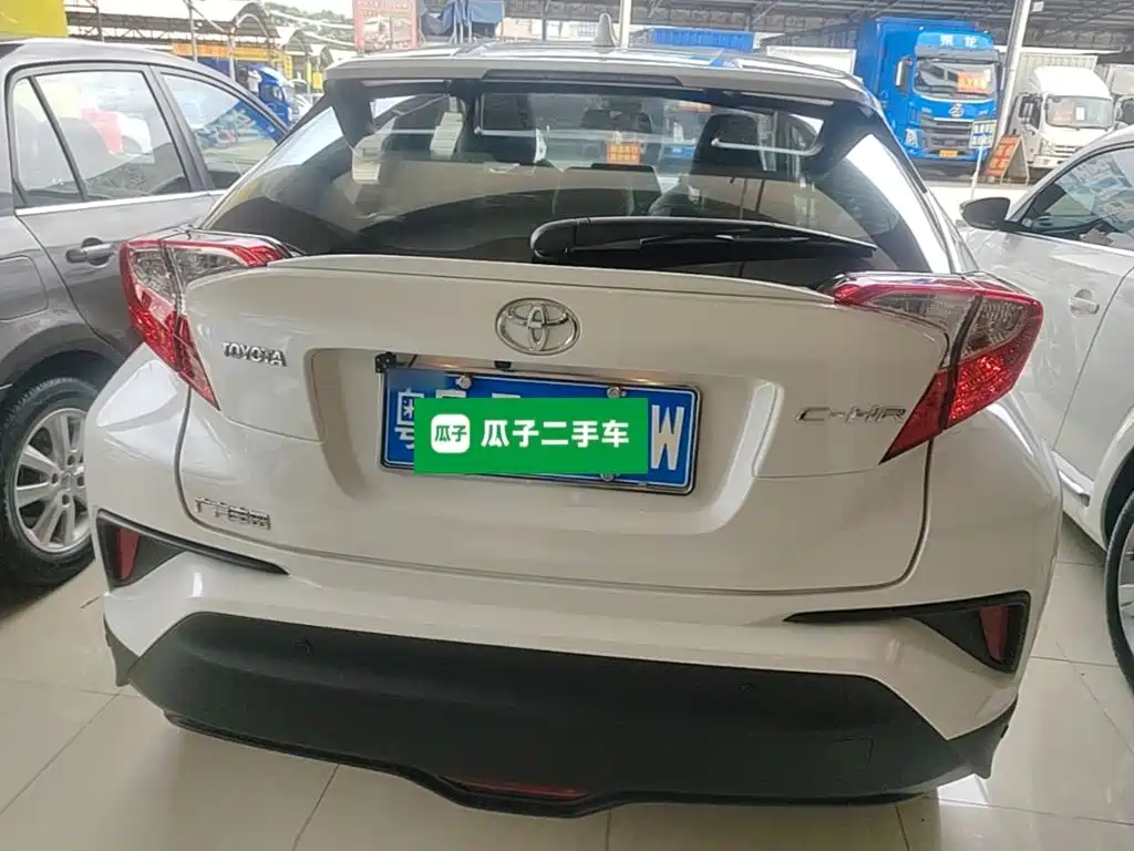 Toyota C-HR 2020 2020 Model 2.0L Leading
