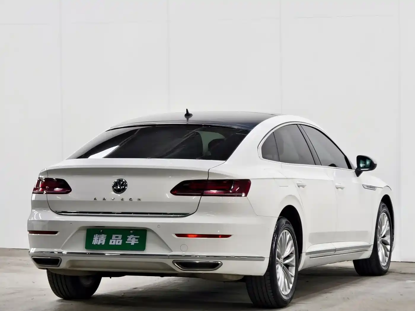 Volkswagen FAW-Volkswagen CC 2019 330TSI Charm Edition China VI фото 4