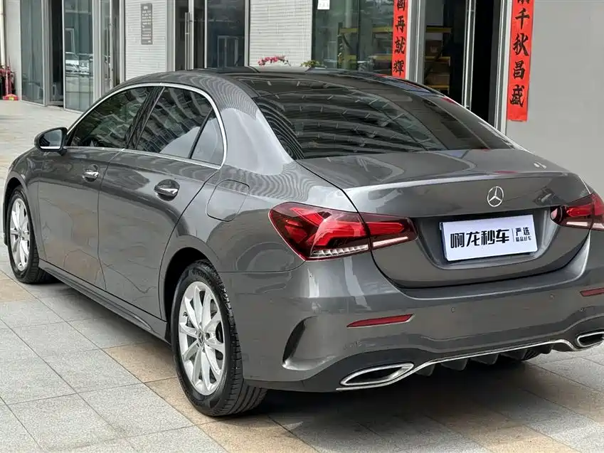 MERCEDES-BENZ A CLASS