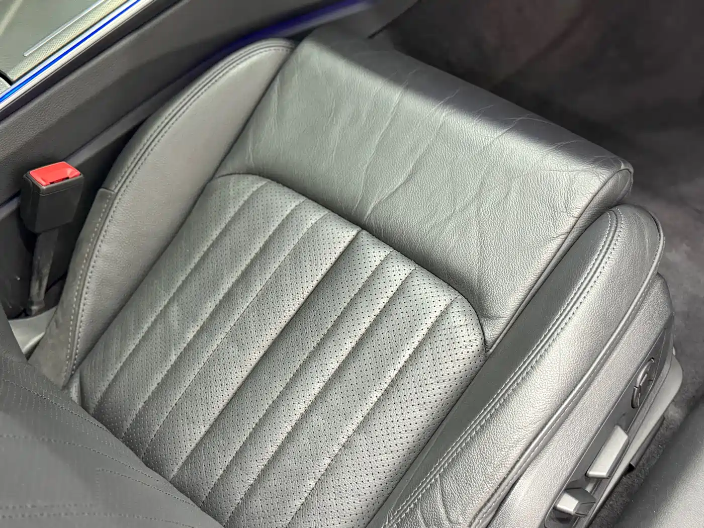 Фото 20 - Audi A6L