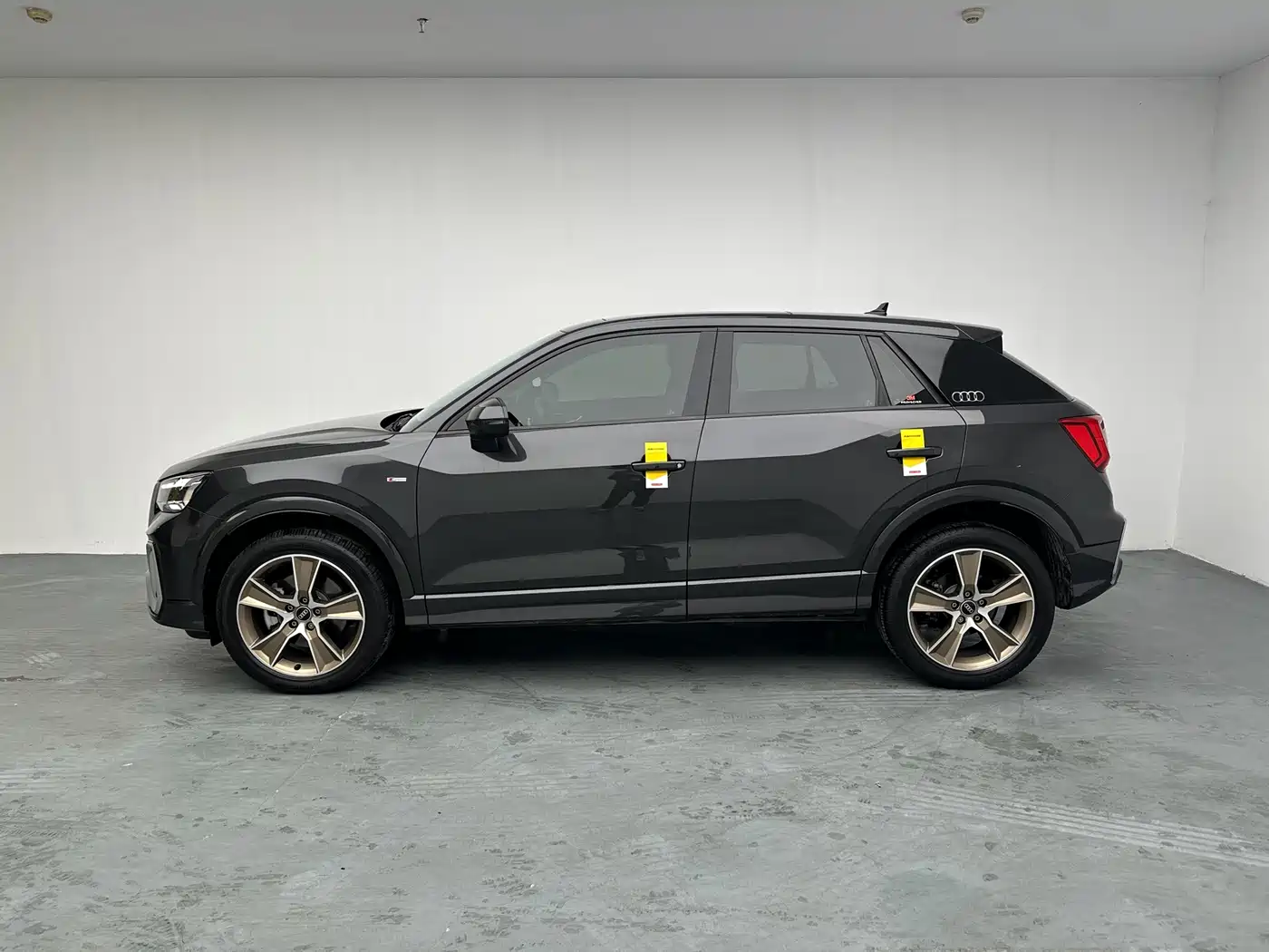 Audi Q2L 2024 2023 35TFSI Fashion Sport