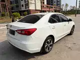 Фото 9 - Roewe 360