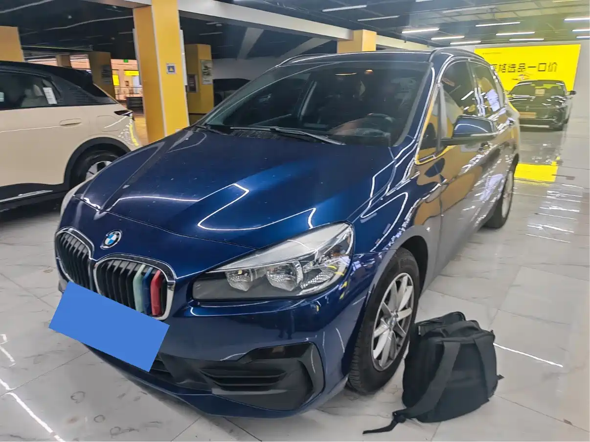 BMW 2 Series Touring 2018 2018 218i Sport Line