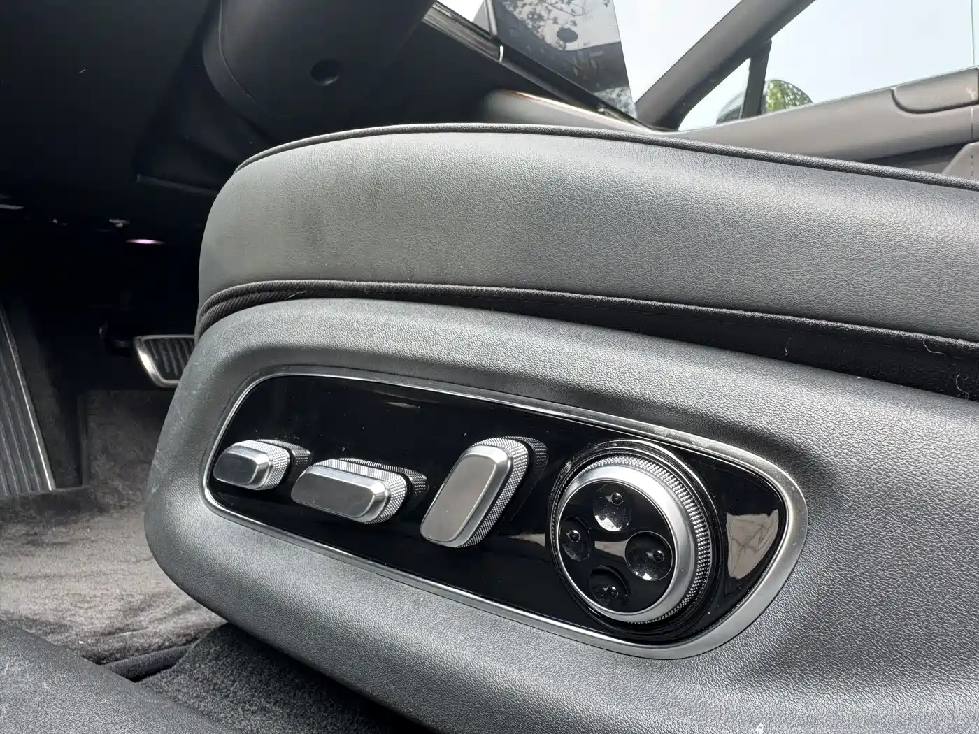 Xiangjie Enjoy World S9 2024 Pure Electric Ultra AWD Flagship Edition фото 10