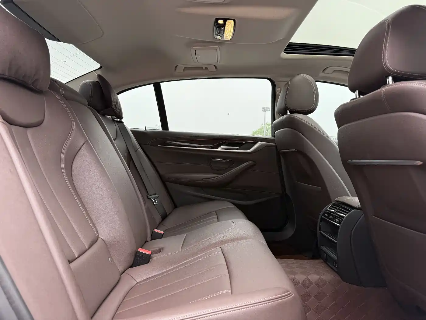 BMW 5 Series 2020 525Li Luxury Package фото 17