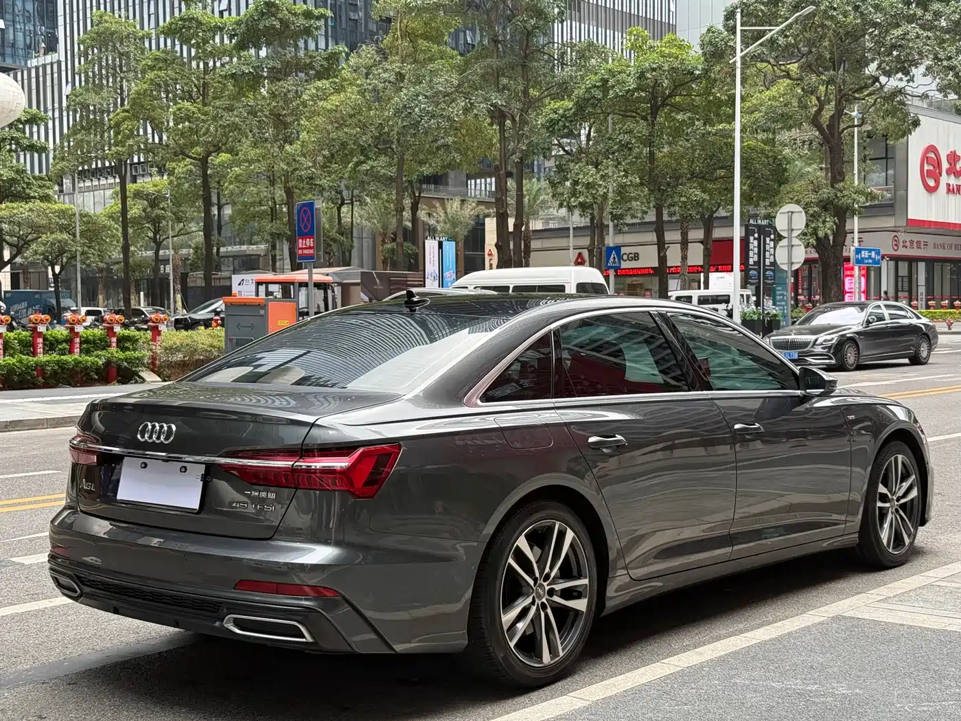 Audi A6L 2021 45 TFSI Exclusive Sport фото 19