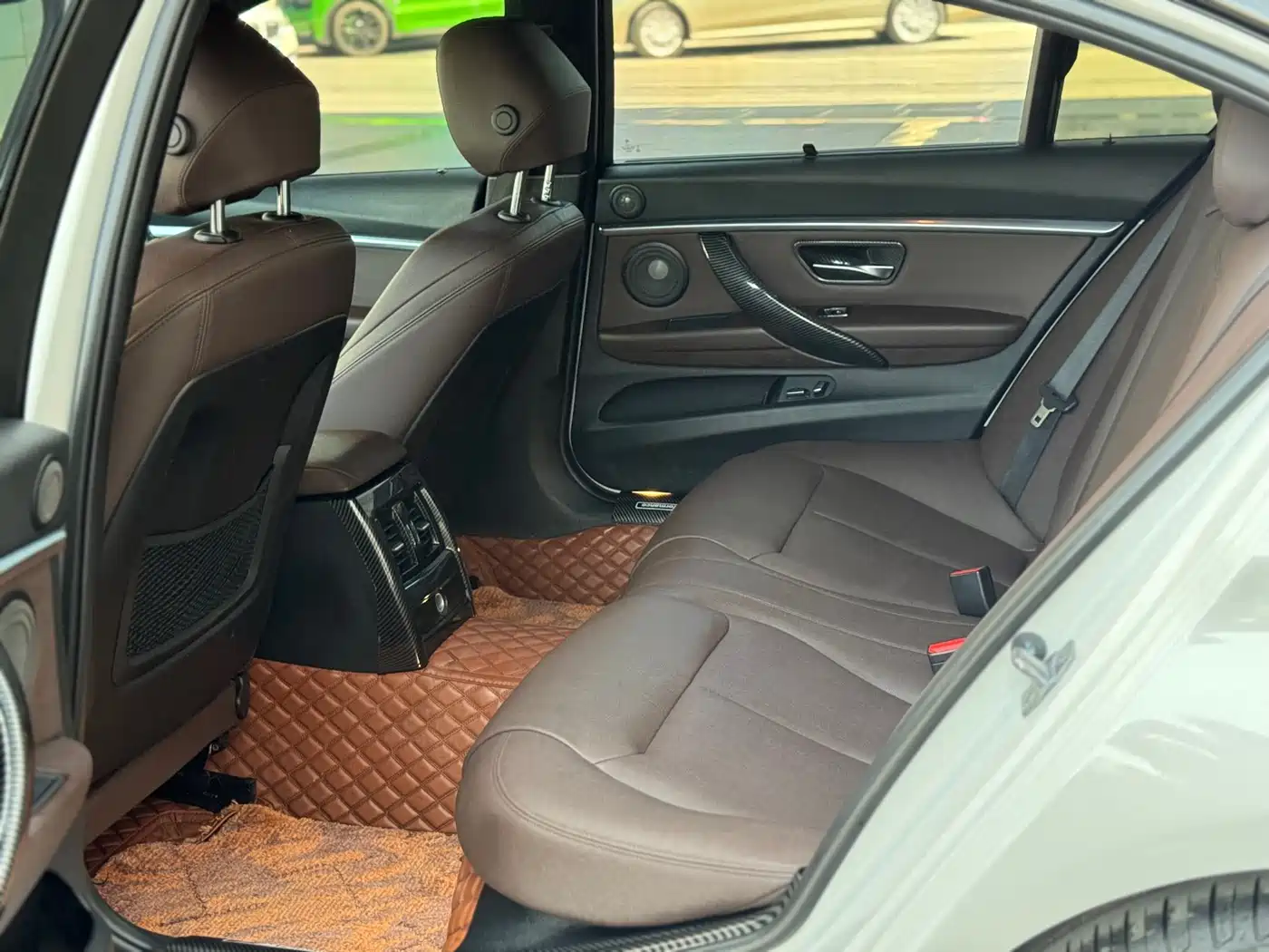 BMW 3 Series 2019 320Li M Sport Black Night Edition фото 5