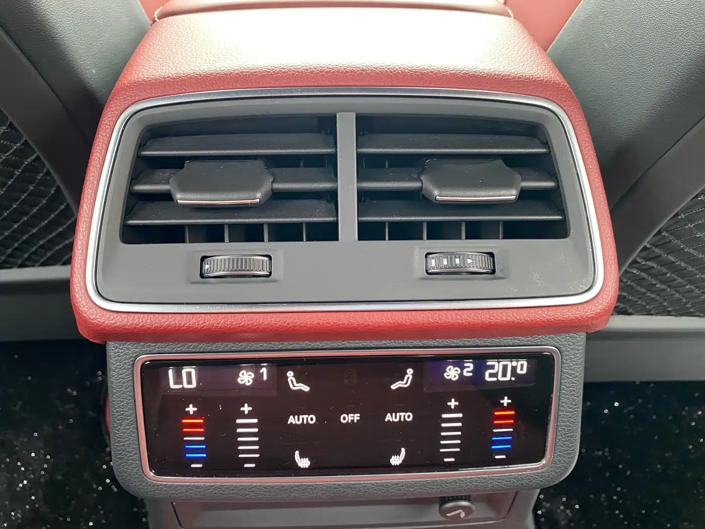 Фото 14 - Audi A7L