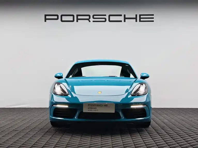 Porsche 718 2018 Cayman 2.0T фото 2