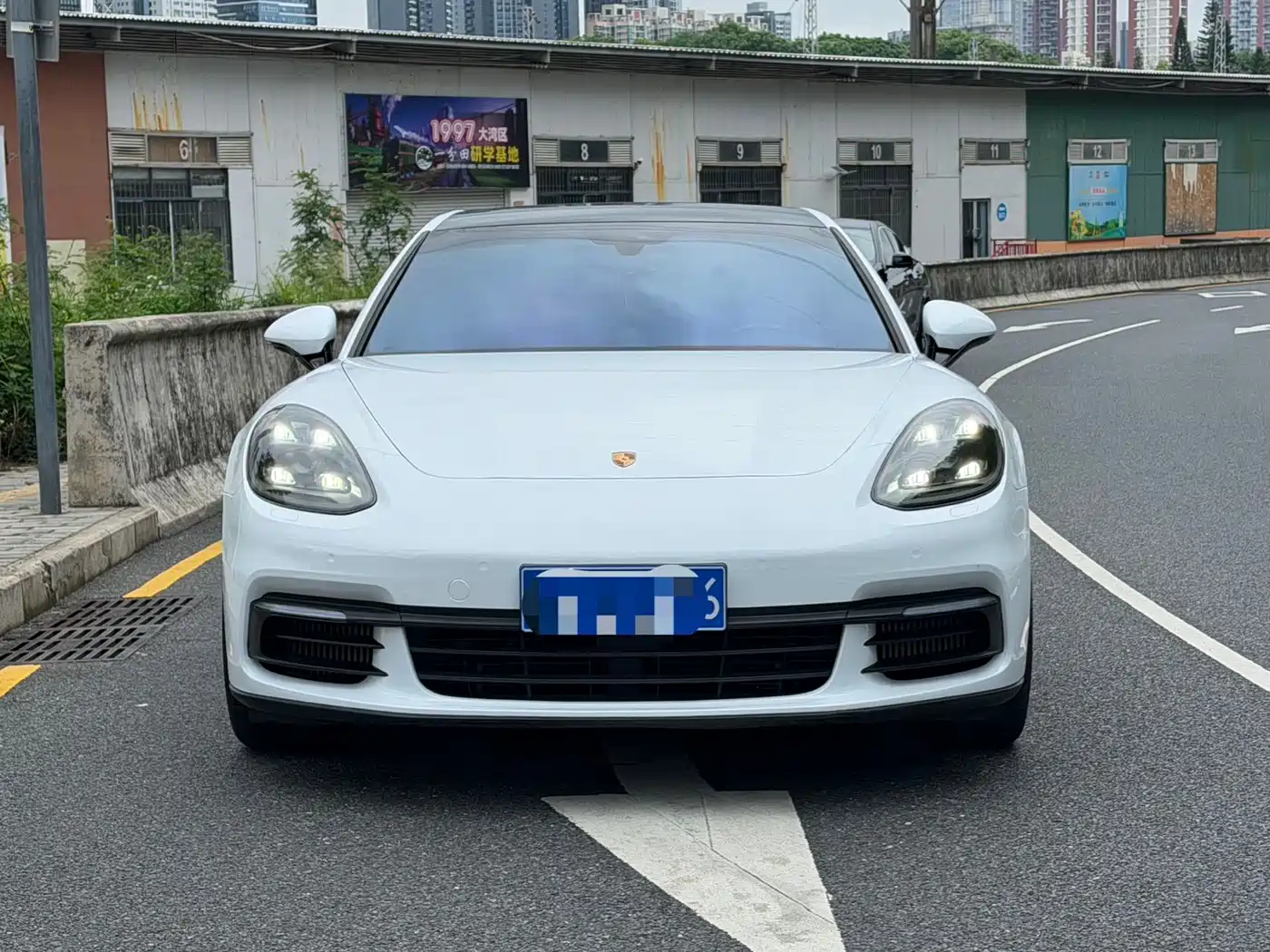 Porsche Panamera 2019 Panamera 2.9T фото 2