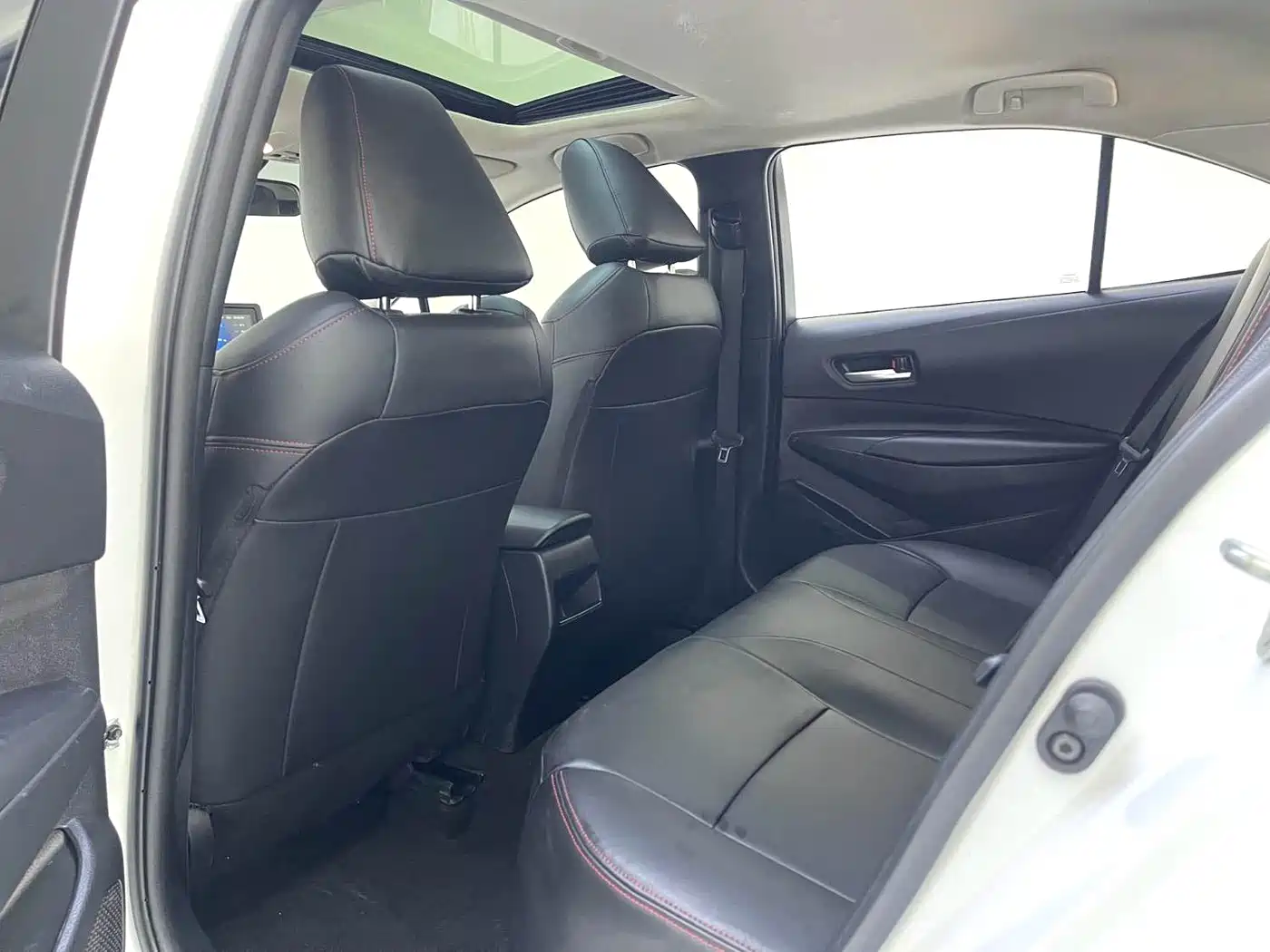Toyota Corolla 2021 1.2T S-CVT Elite PLUS Edition фото 5