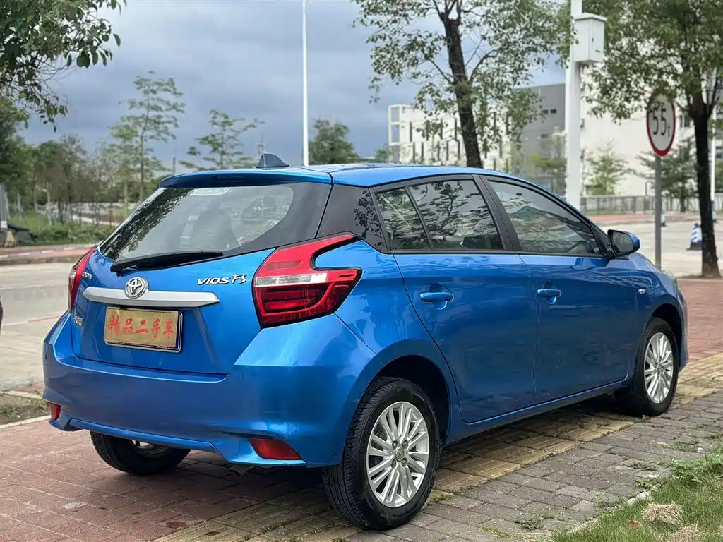 Toyota Vios FS 2017 1.5L CVT Fengchi Edition фото 3