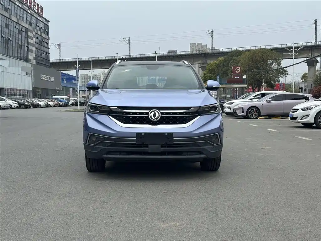 DONGFENG AX7