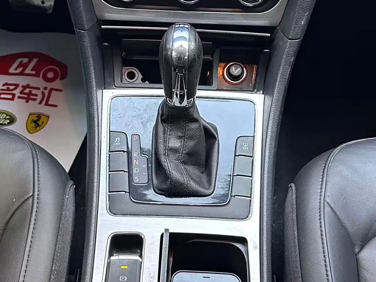 Volkswagen Passat 2013 1.8TSI DSG Zunrong фото 14