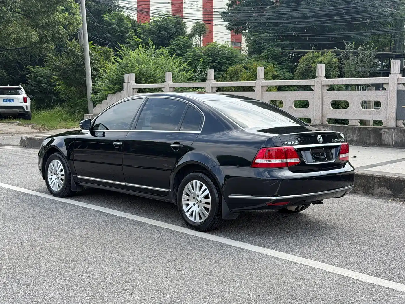 Volkswagen Passat Lingyu 2013 2011 1.8T Automatic Luxury