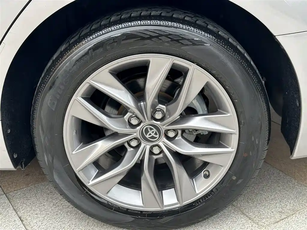 Toyota Avalon 2019 2.0L Progressive Edition (China VI) фото 14