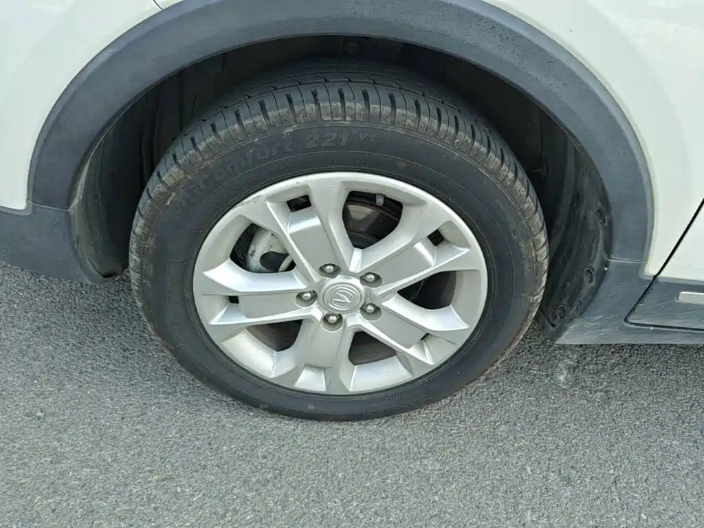 Фото 23 - Changan CS15