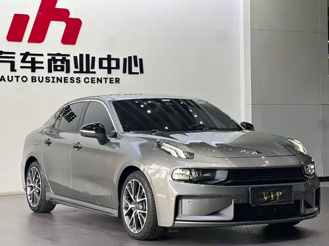 Lynk & Co 03 2022