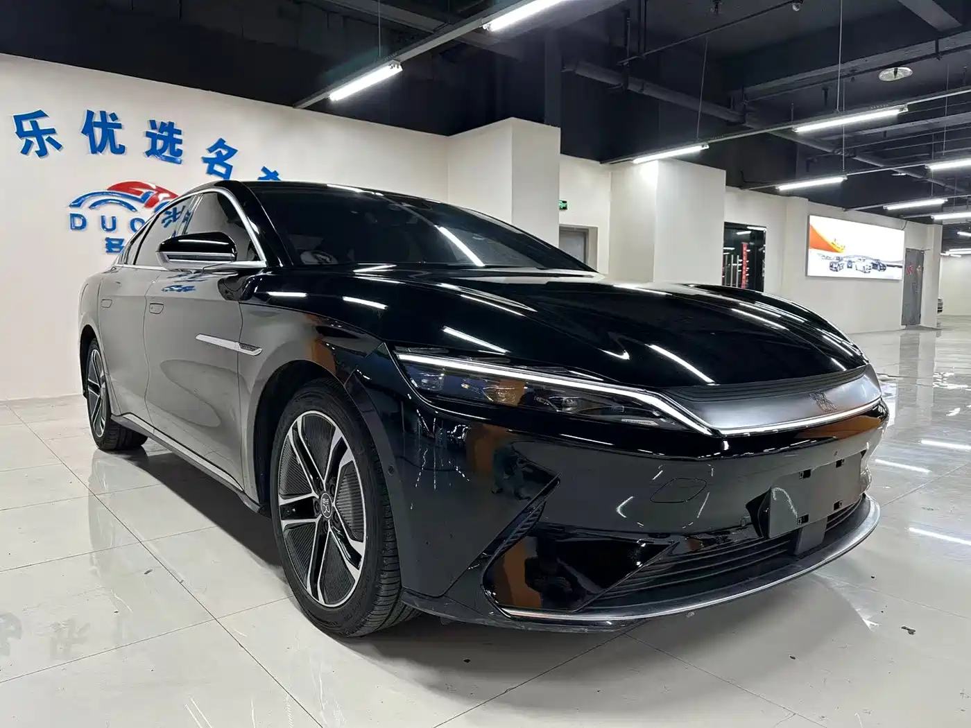 BYD Han 2020 EV Extended Range Premium фото 3