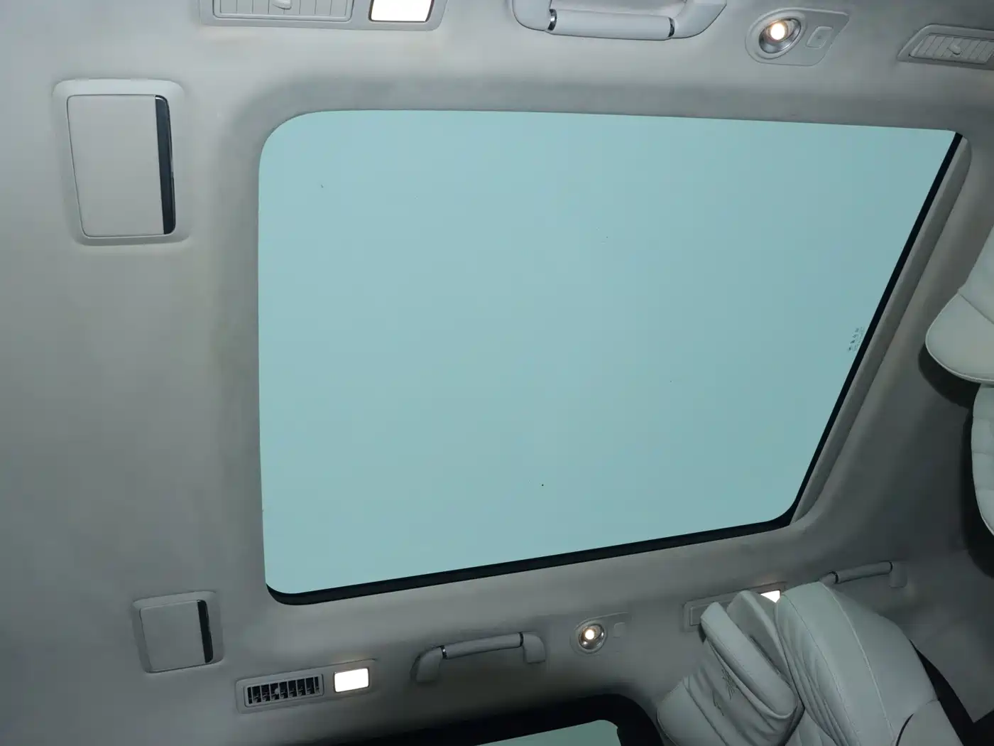 Hongqi HQ9 2023 2.0T Smart Connect Flagship фото 22