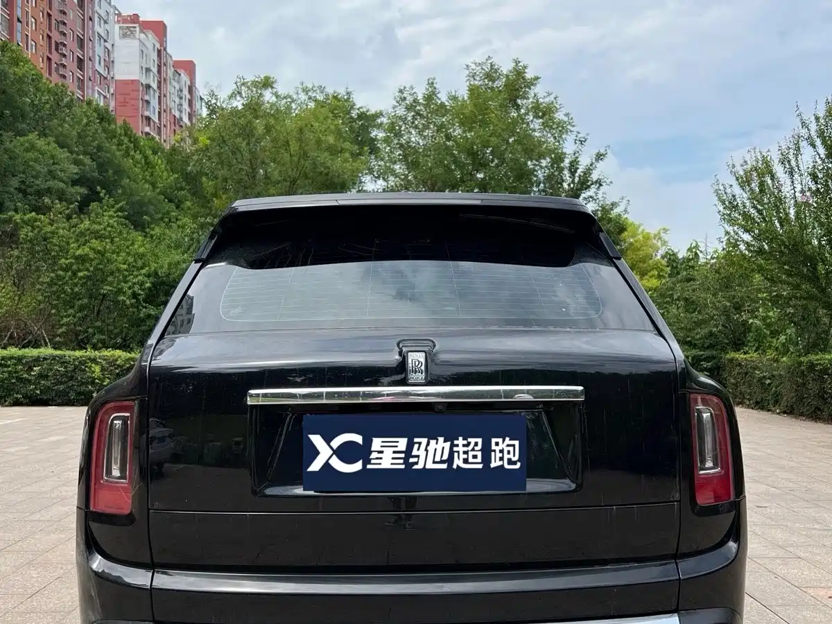 ROLLS-ROYCE CULLINAN