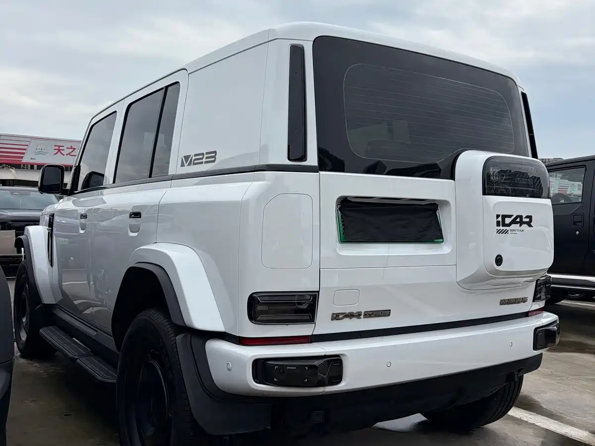 Photo 13 - iCAR V23
