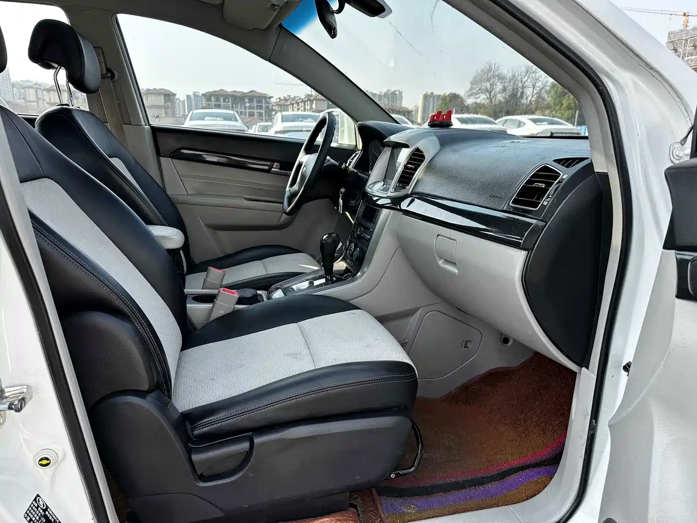 Chevrolet Captiva 2016 2015 2.4L 2WD Urban Edition 5-seater