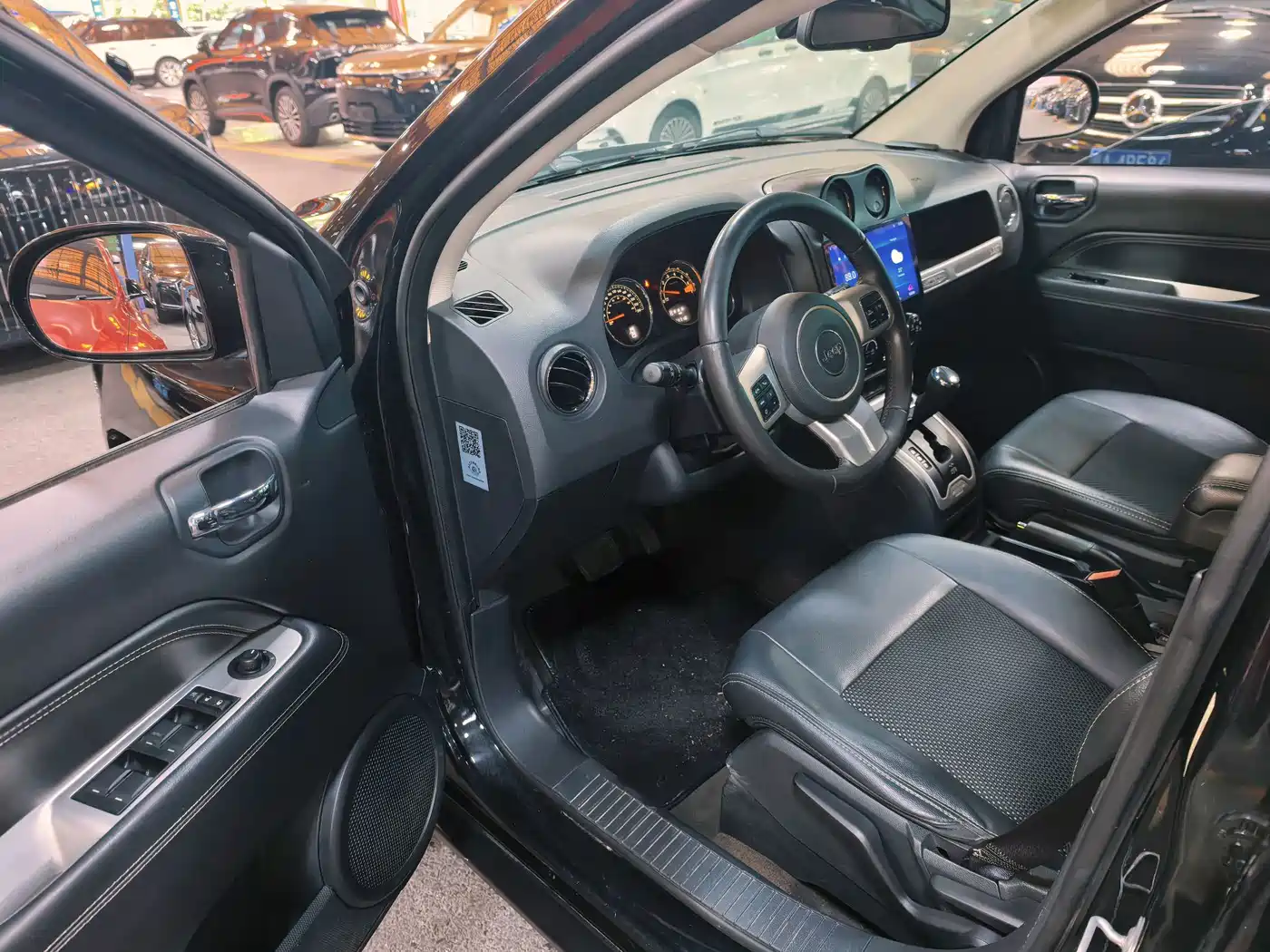 Jeep Compass (Import) 2014 2014 Facelift 2.4L 4WD Comfort Edition