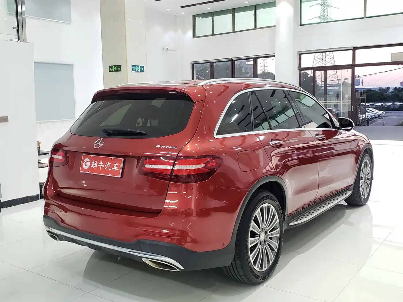 Фото 11 - Mercedes-Benz GLC