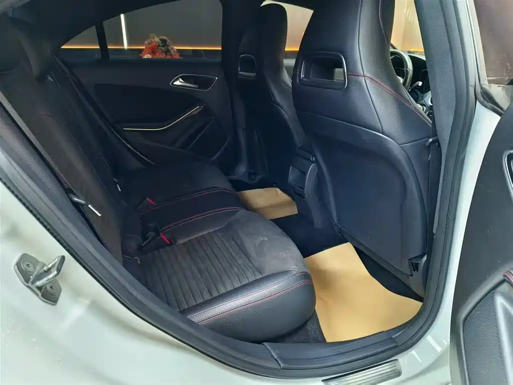 Mercedes-Benz CLA (Import) 2015 CLA 220 4MATIC фото 6