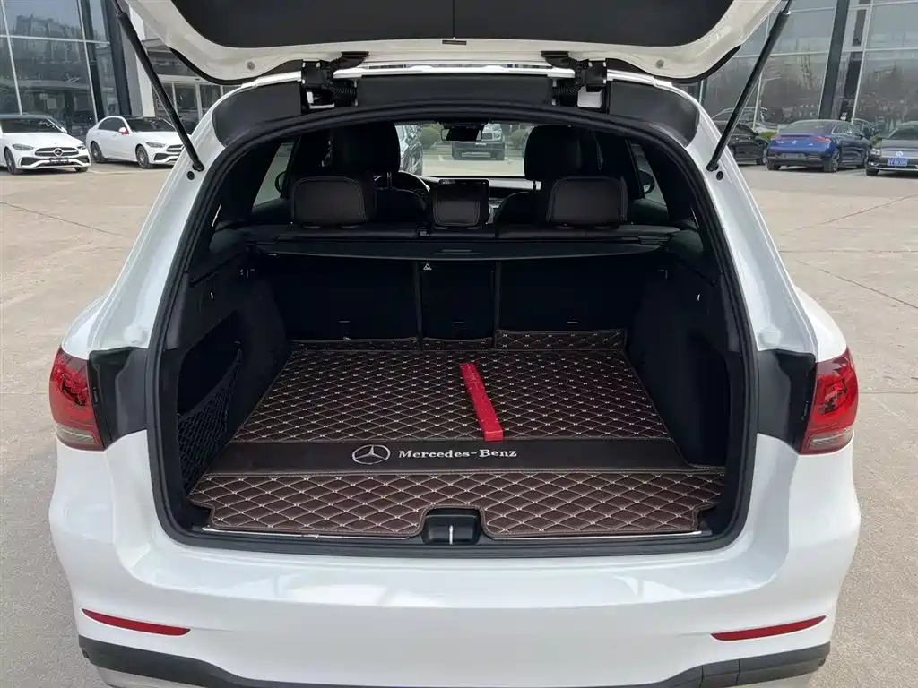 Mercedes-Benz GLC 2021 GLC 300 L 4MATIC Sporty фото 18
