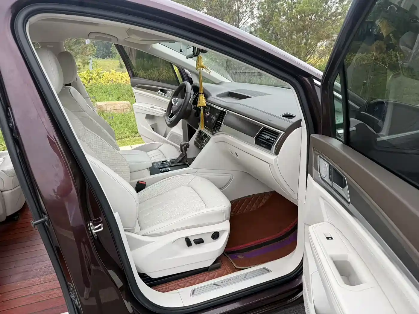 Volkswagen Viloran 2020 330TSI Luxury Edition фото 8