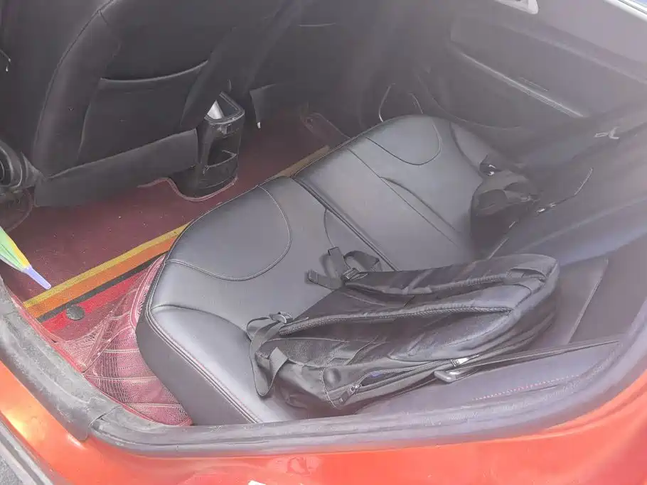 Photo 11 - Zhonghua V3