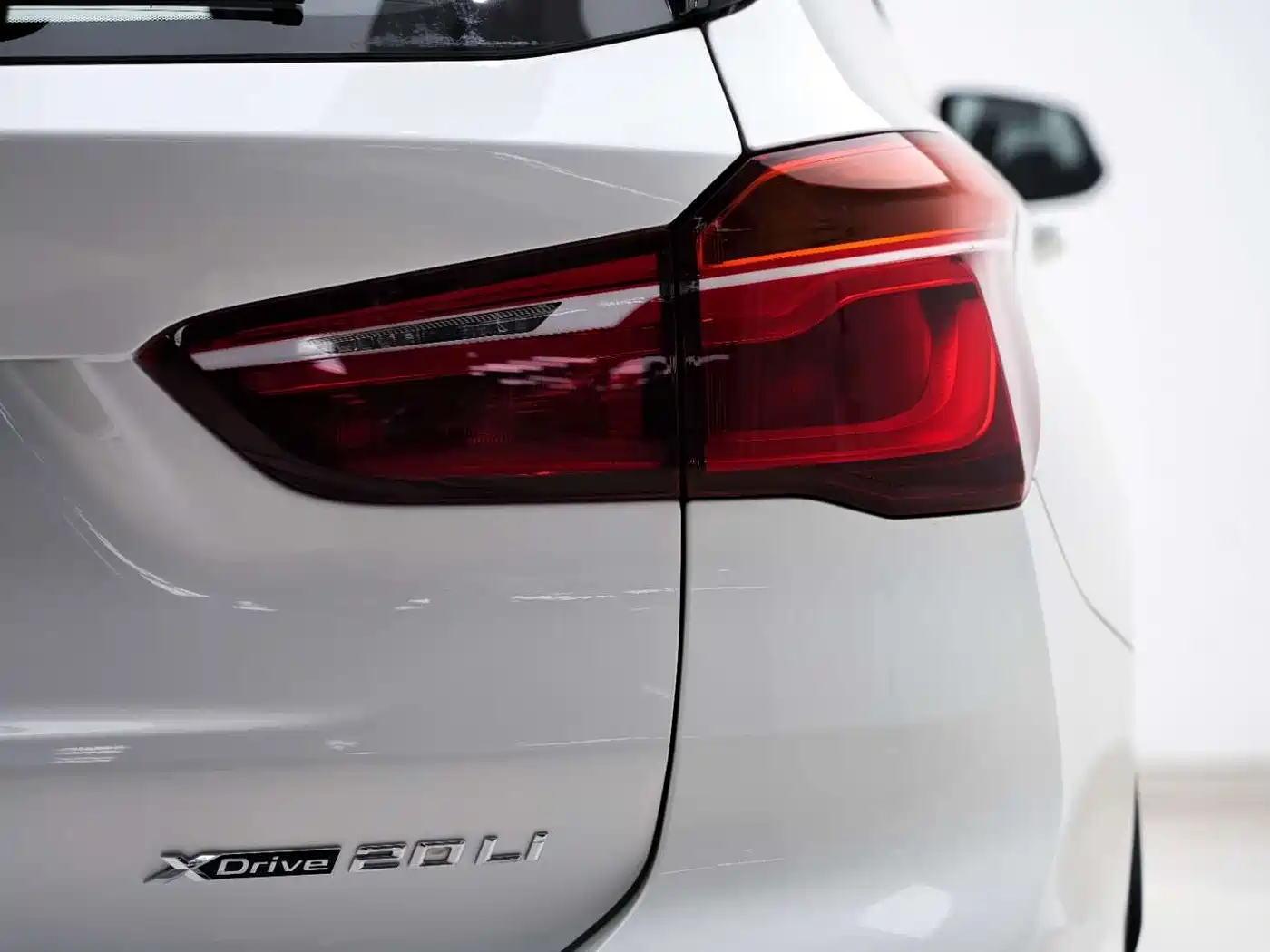 BMW X1 2019 xDrive20Li Premium Model фото 21