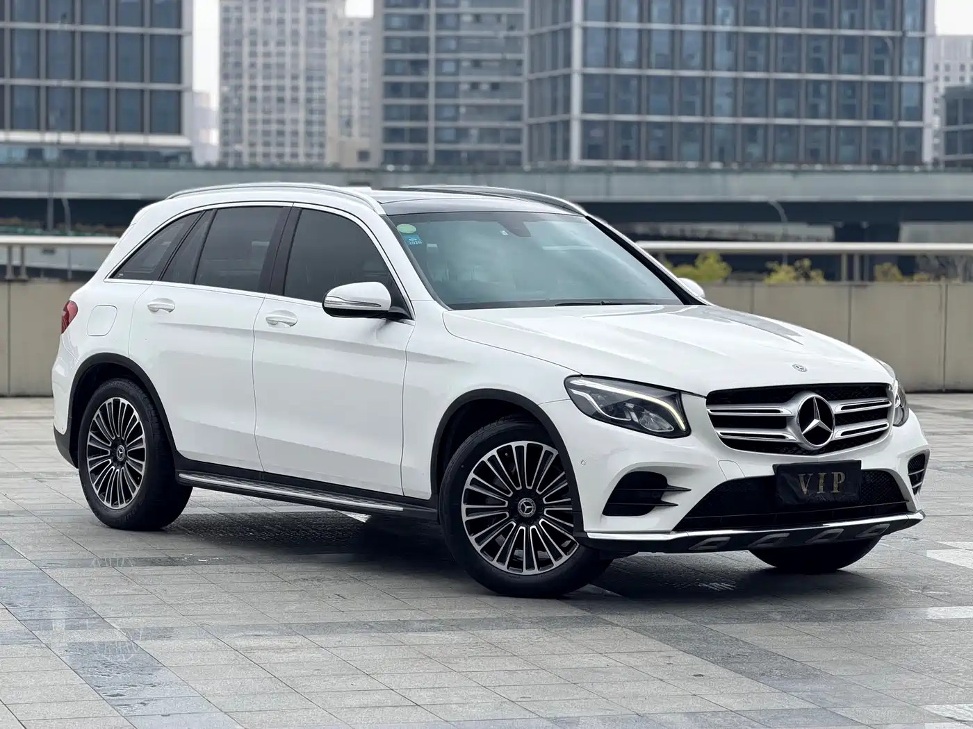 Mercedes-Benz GLC 2018 GLC 260 4MATIC Dynamic фото 2