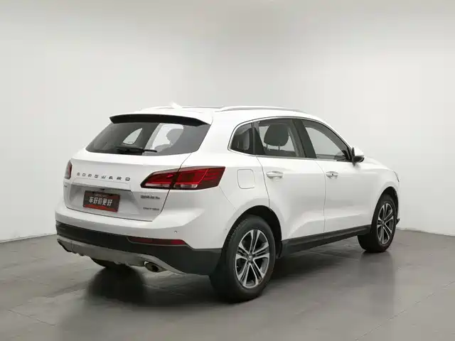 Borgward BX7 2016 28T 2WD Luxury Edition 5-seater — фото 2