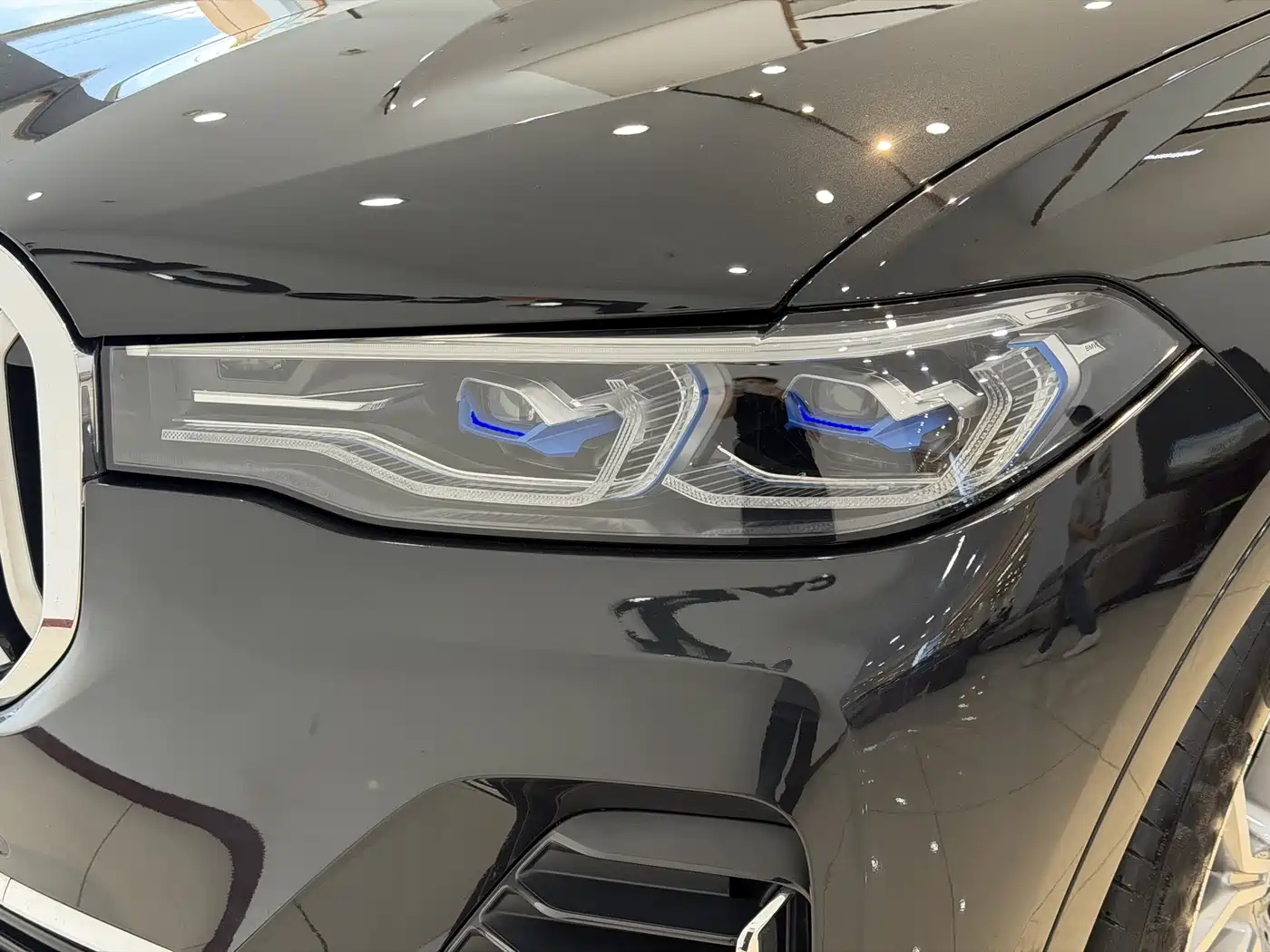 BMW X7 2021 xDrive40i Premium Luxury Package фото 25