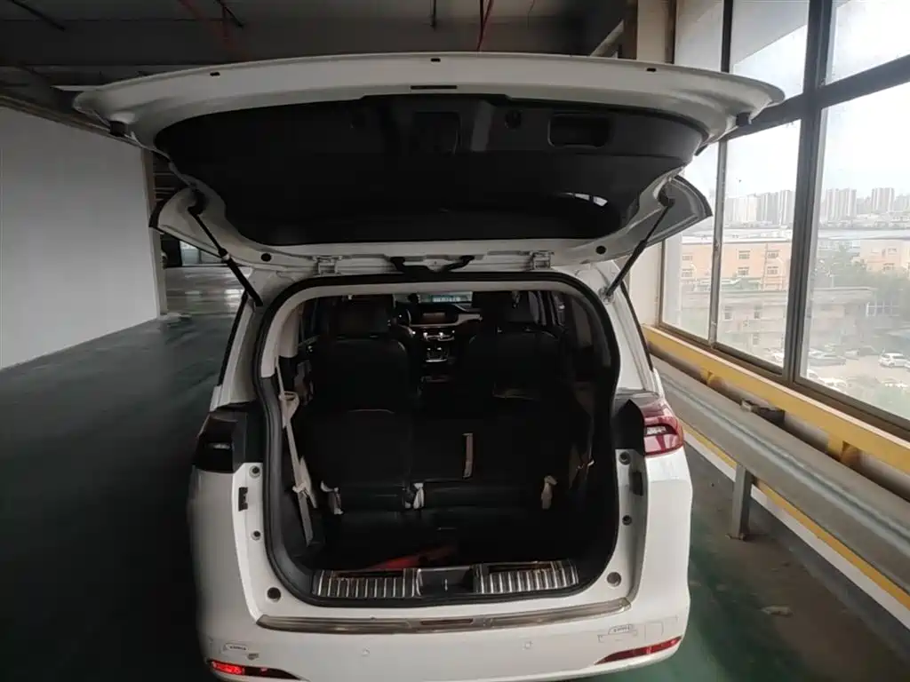 GAC Trumpchi Trumpchi M6 2019 270T Automatic Elite (7-seater) China V фото 19
