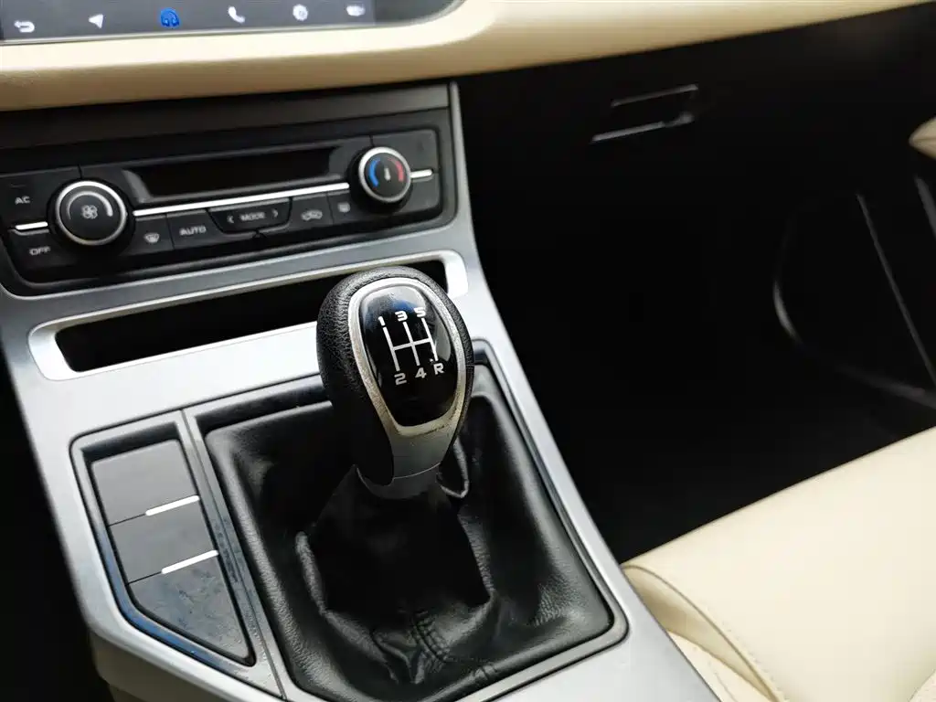 GEELY AUTOMOBILE EMGRAND