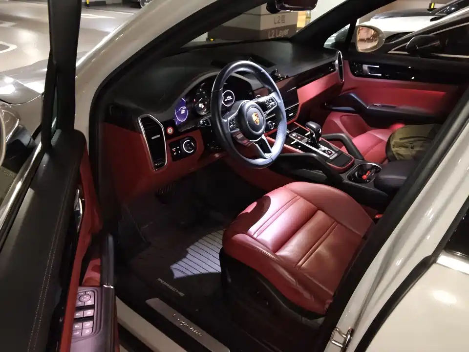 Porsche Cayenne New Energy 2022 2022 Cayenne E-Hybrid 2.0T Platinum Edition
