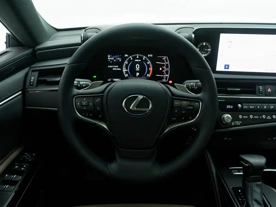 Lexus ES 2022 200 Excellence Edition фото 20