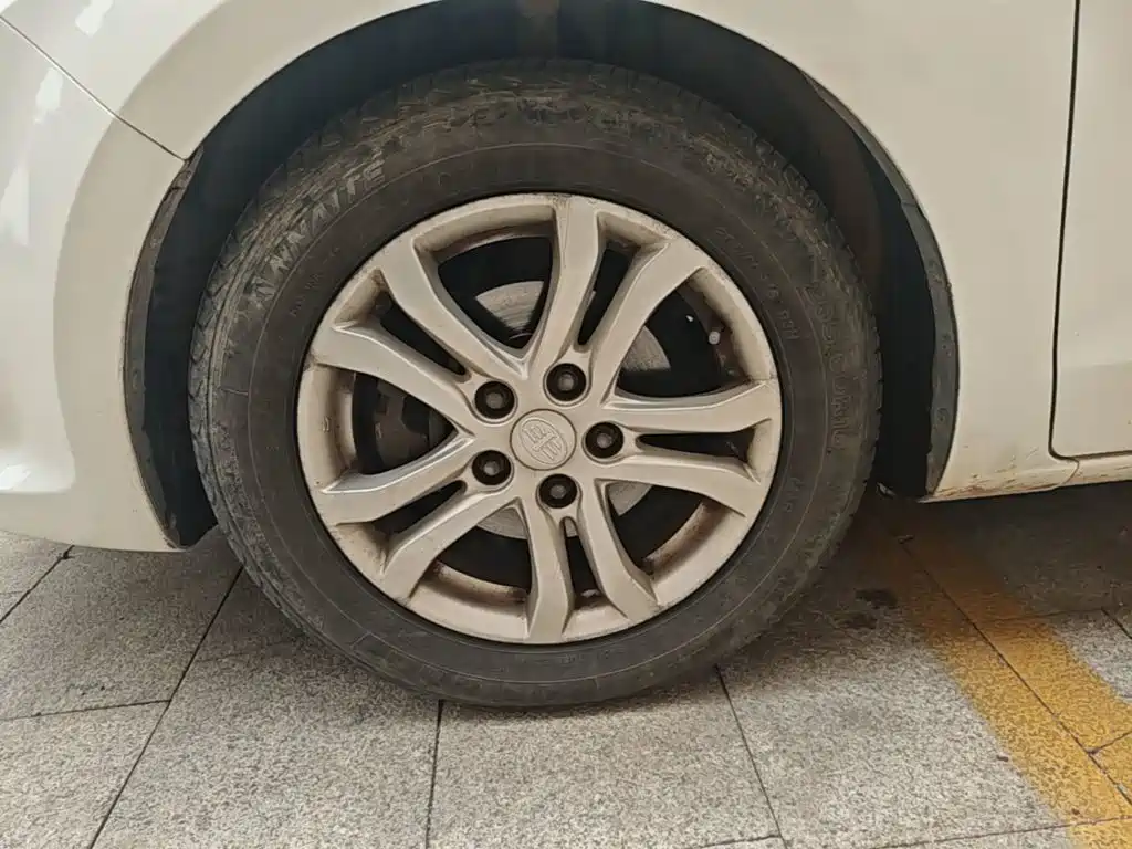 Besturn B50 2016 2016 1.6L Manual Comfort