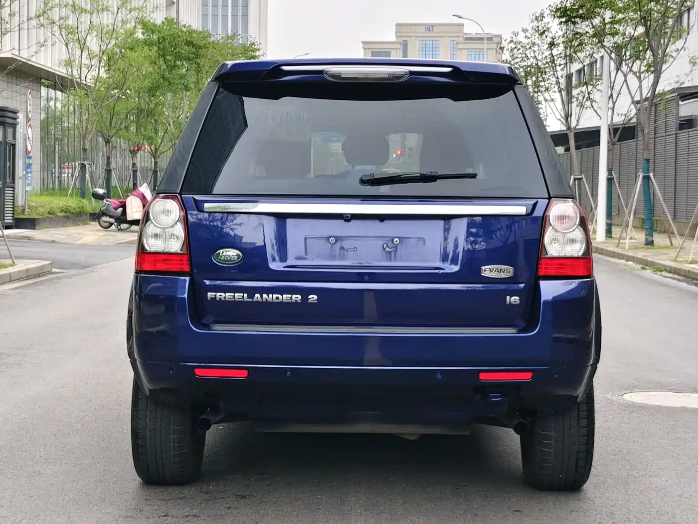 Land Rover Freelander 2 2011 3.2L i6 SE Petrol фото 5