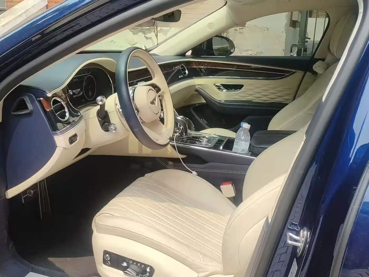 Bentley Flying Spur 2024 2024 4.0T V8 Elegance Edition