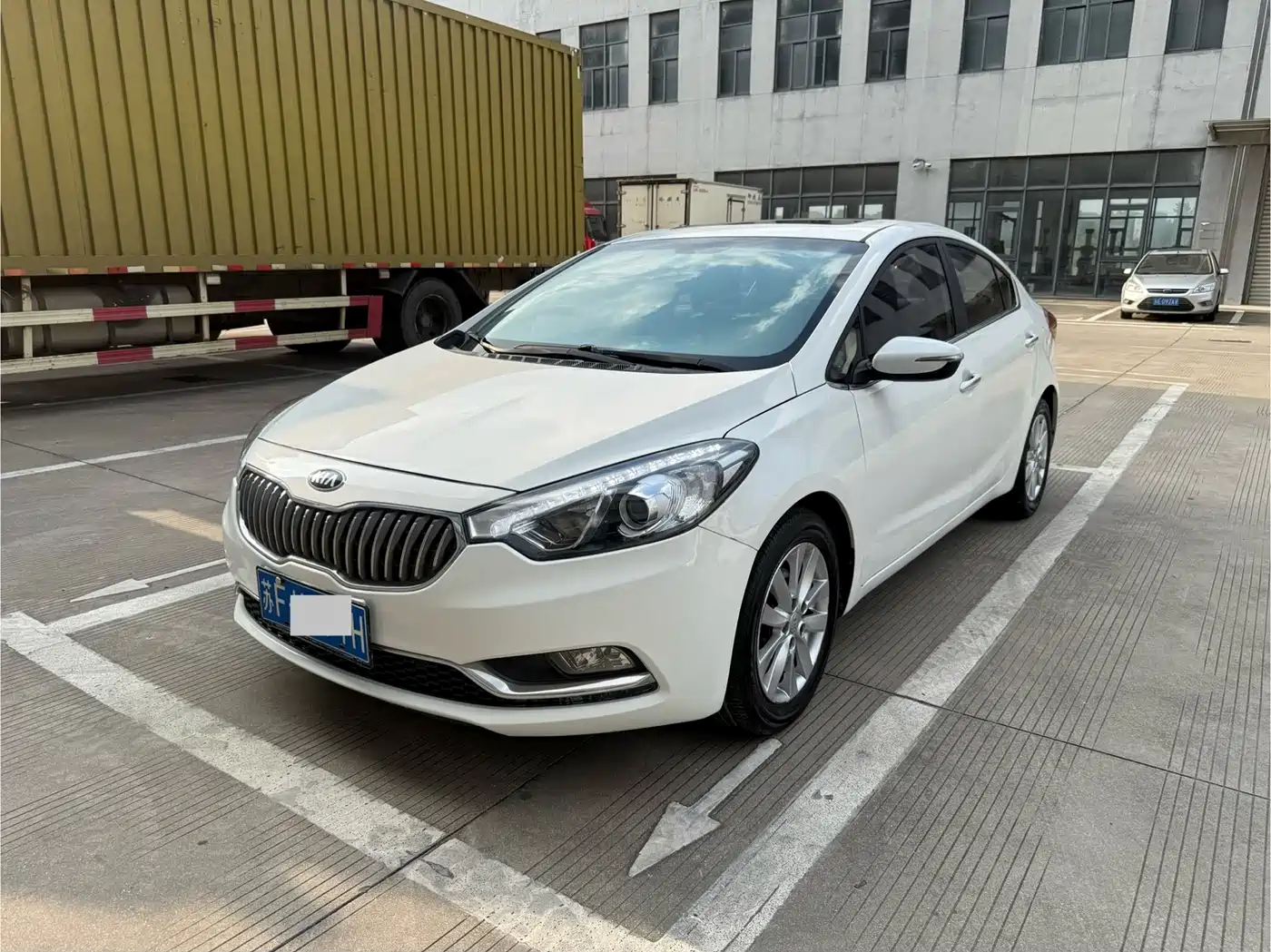 Фото 1 - Kia K3