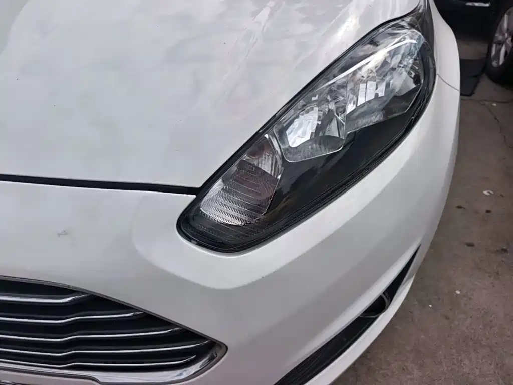 Ford Fiesta 2015 2013 Hatchback 1.5L Automatic Fashion