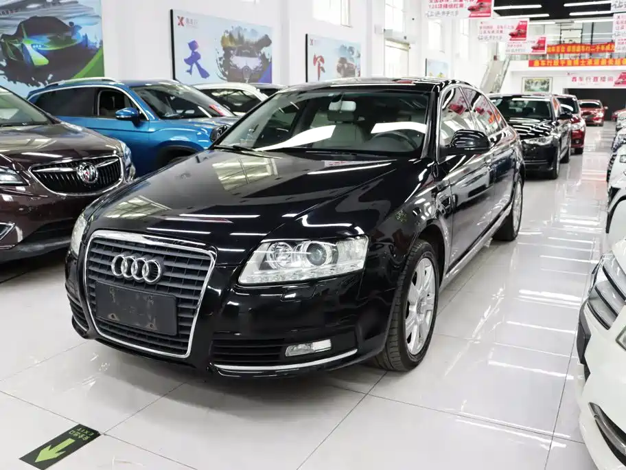 Фото 1 - Audi A6L