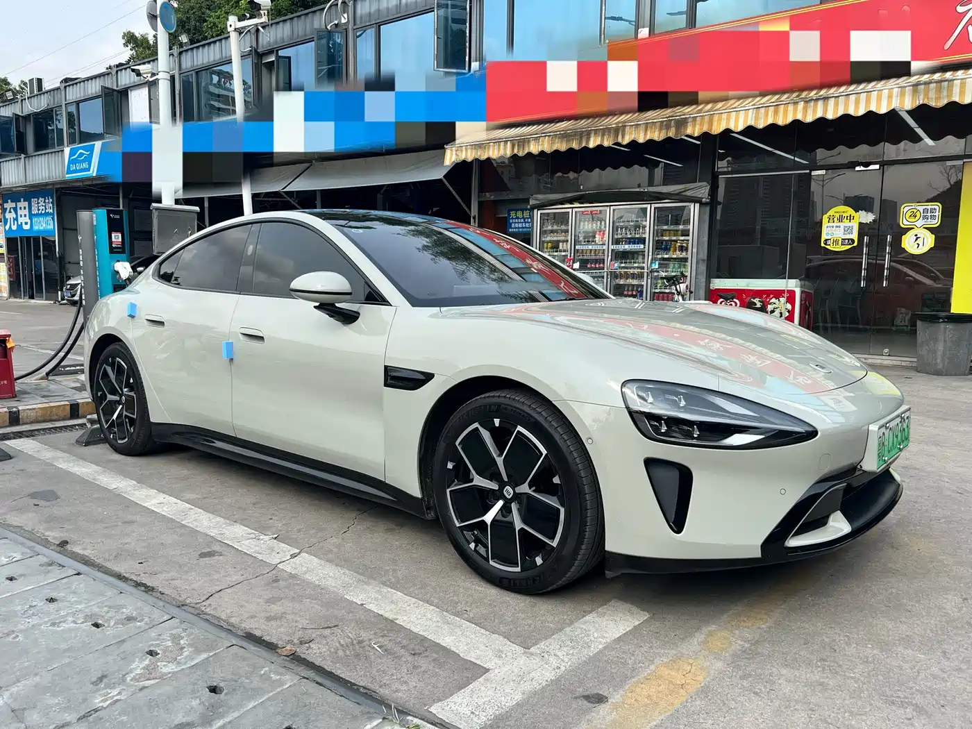 XIAOMI CAR XIAOMI SU7