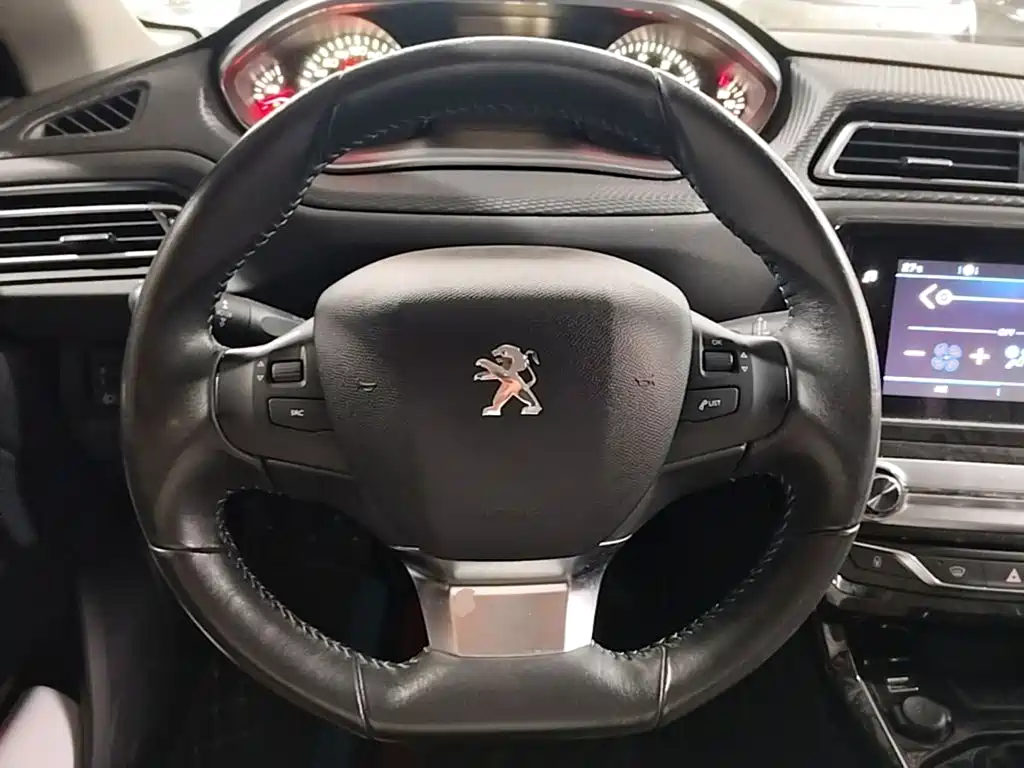 Peugeot 308 2019 2019 1.6L Automatic Luxury Version China V
