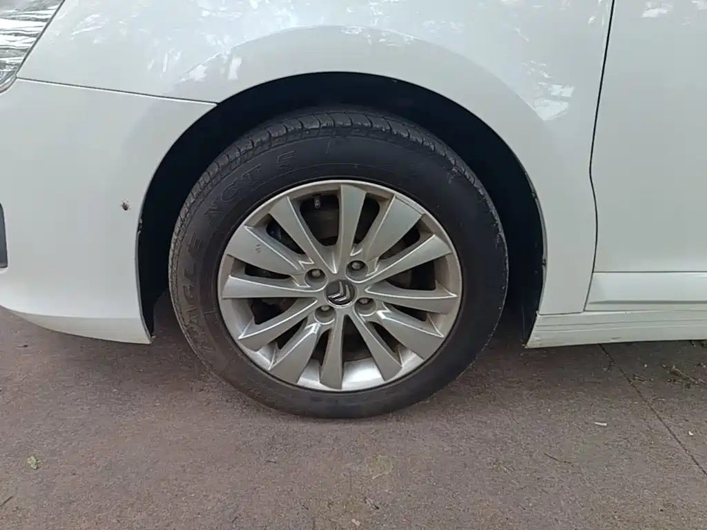 Photo 23 - Citroën C-Quatre